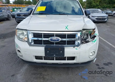 2012 Ford Escape Xlt z USA, uszkodzony, nr VIN 1FMCU0D73CKA11006